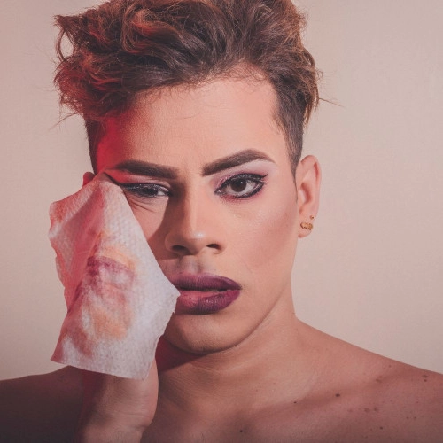 Lessons From a #1 Drag Queen